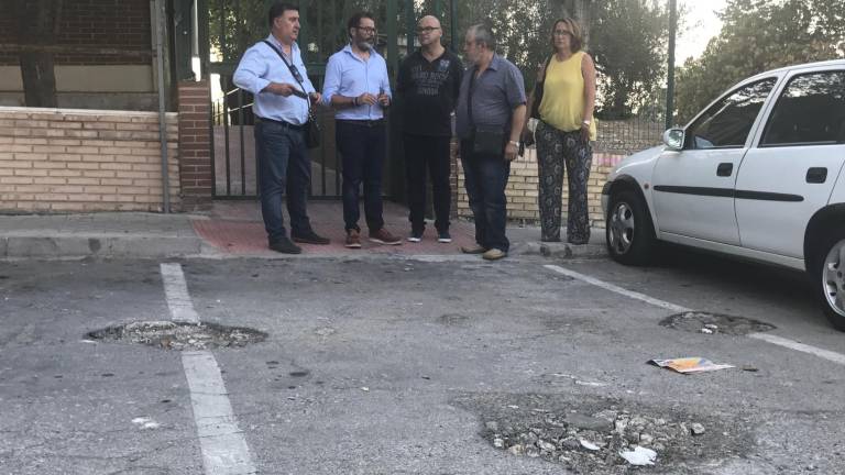 Malestar por la dejadez en el barrio de La Unión