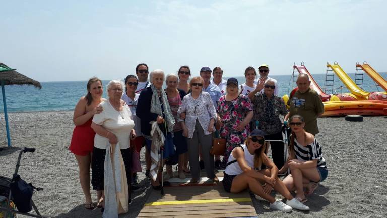 Excursión de mayores para pasar el día en la playa