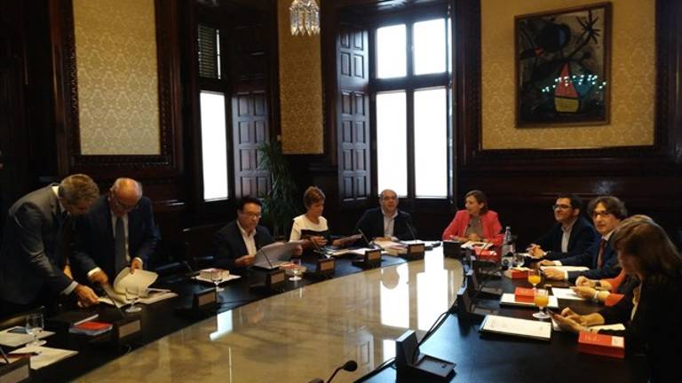 El Parlamento catalán aprueba la ley del referéndum