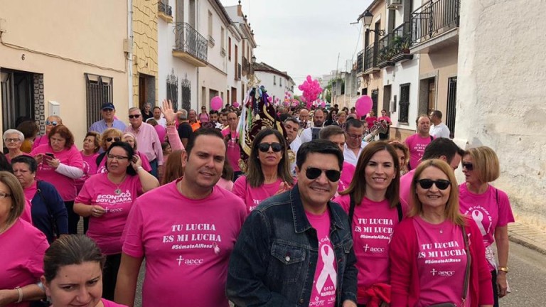 Marcha rosa solidaria en Marmolejo