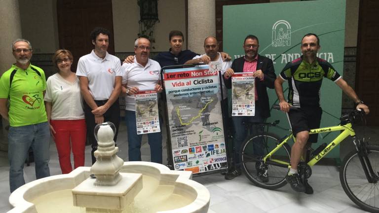 Mancha Real acoge el reto solidario “Non Stop” de la asociación Vida al Ciclista