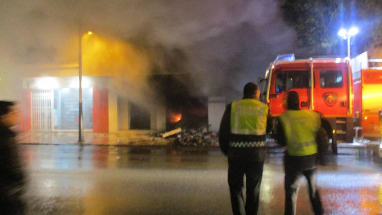 “Infierno” en un almacén oriental