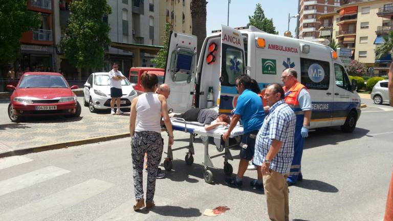 Una anciana herida por un “atropello” en un paso de peatones de Martos