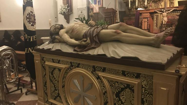 Un Viernes Santo interrumpido