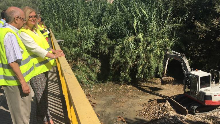 Confederación limpia la zona de Los Puentes