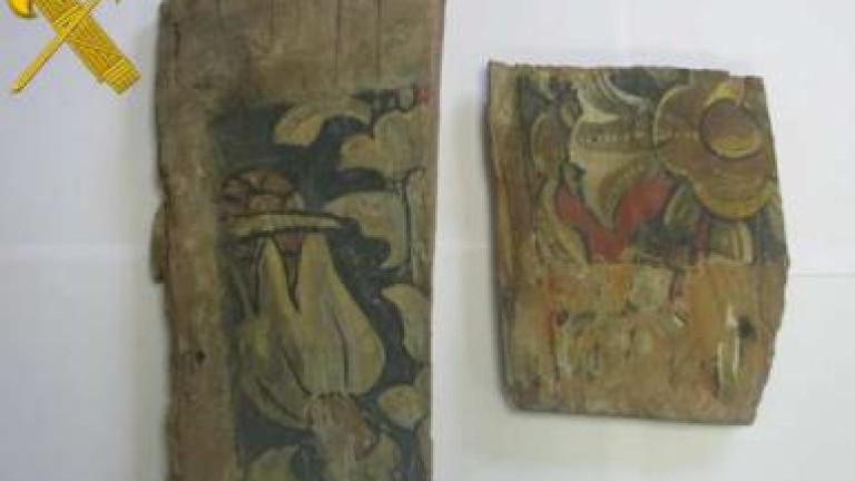 Recuperan en Bailén dos fragmentos de un artesonado mudéjar sustraído en Valladolid