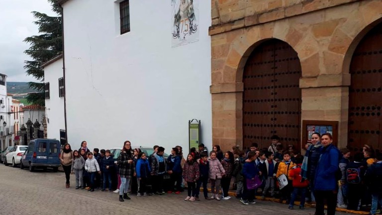 Visita escolar en Arjona