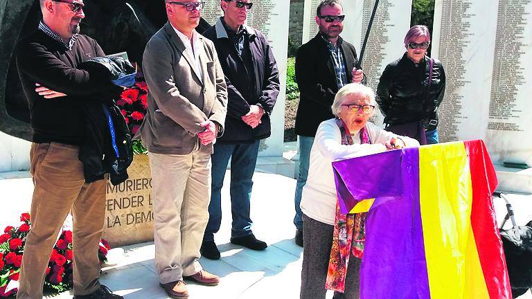 El PSOE conmemora el 85 aniversario de la proclamación de la II República