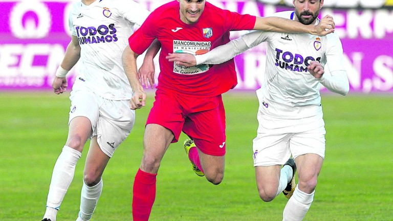 El Real Jaén sigue de fiesta y sueña con el play off