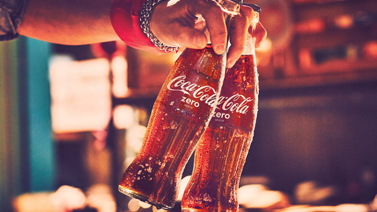 ¡Y dale con la Coca-Cola!