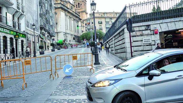 Obras en Bernabé Soriano como “ensayo” de su inminente cierre