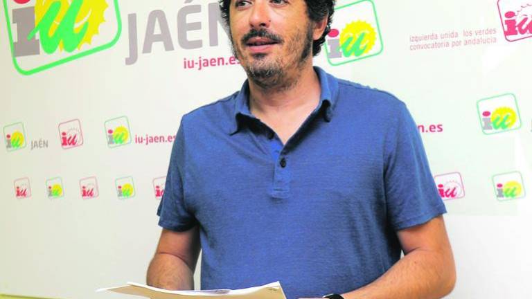 IU exige a la Junta los planes de empleo