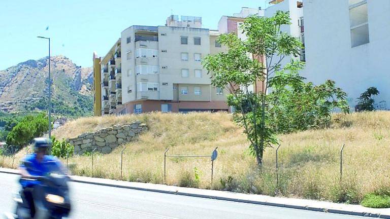 El PSOE denuncia que se han producido 40 incendios en solares