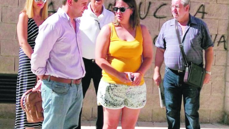 Peñamefécit pide arreglos en la Plaza García Lorca y “alivio” para el paro