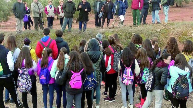 Cerca de cien escolares celebran el Día de los Humedales en Alcaudete