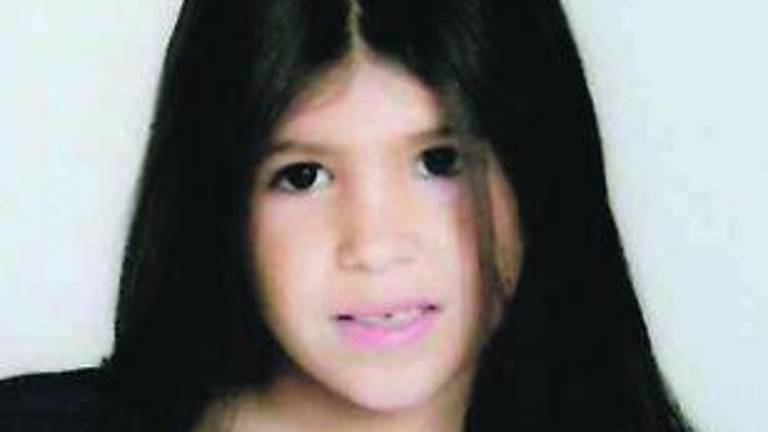 Angie, 8 años