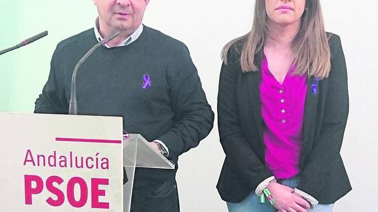 EDUCACIÓN. <i>Francisco Reyes y Esther Ruiz.</i>