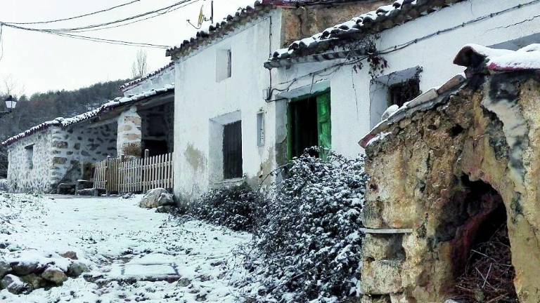 Segura ya está pintada de blanco