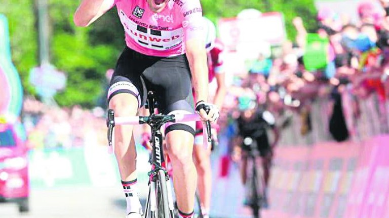 Dumolin no falla en la contrarreloj y gana el Giro