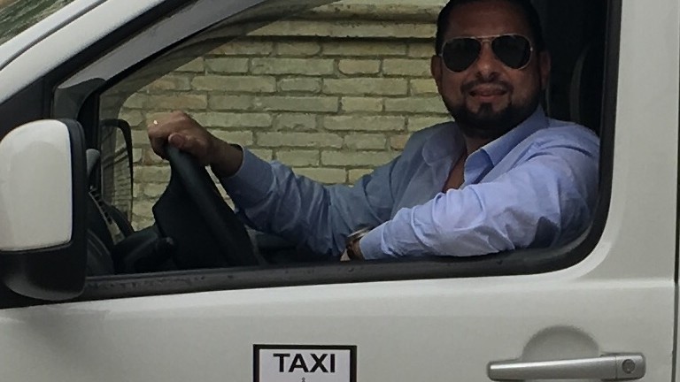 Primer taxi adaptado del municipio