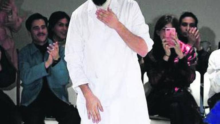 Moisés Nieto disipa el frío polar en la Fashion Week