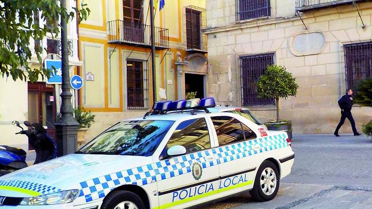 Críticas por negar a policías un curso sobre malos tratos