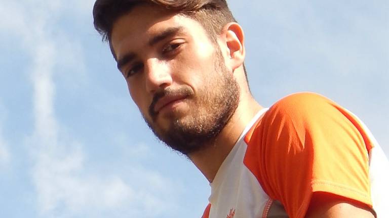 Enrique Alberto Fernández, 21 años