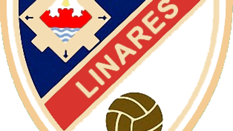 Tello da los tres puntos al Linares en Málaga