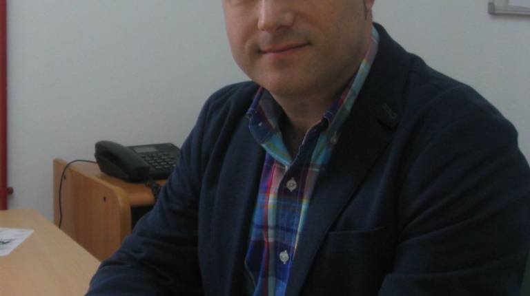 El concejal de Cultura, Tomás Páez <span style=text-transform:uppercase>Elena Martínez</span>