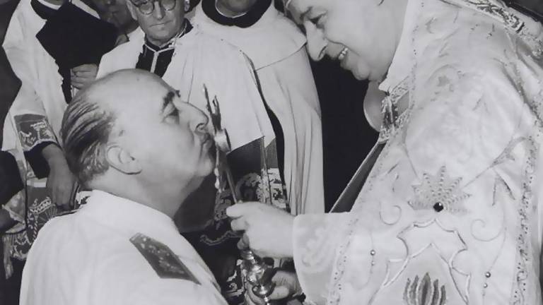 La clase de las rosas. Católico