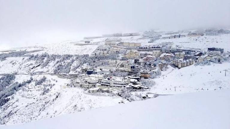 Detenido por ofertar el alquiler de apartamentos falsos en Sierra Nevada