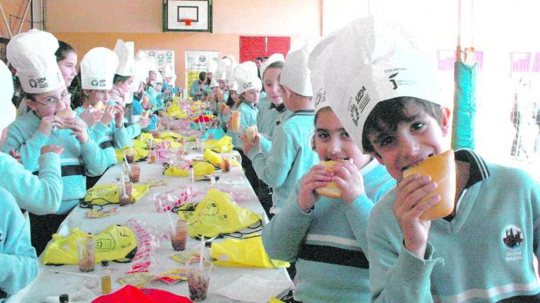 UPA sigue con la promoción en los colegios