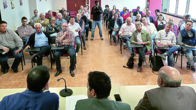 3.500 olivareros se unen para pedir agua para sus cultivos