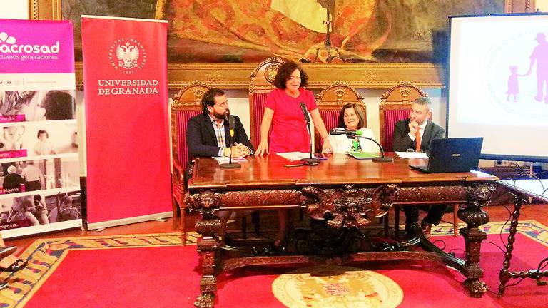 Macrosad impulsa una cátedra pionera en España