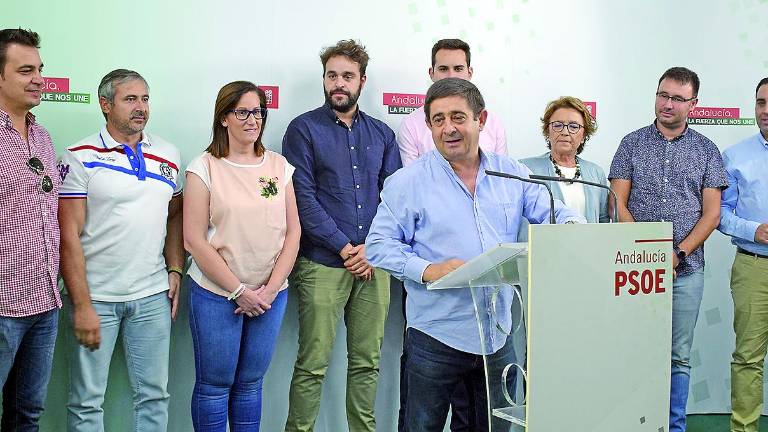 Reyes defiende que sí ha habido primarias en el PSOE