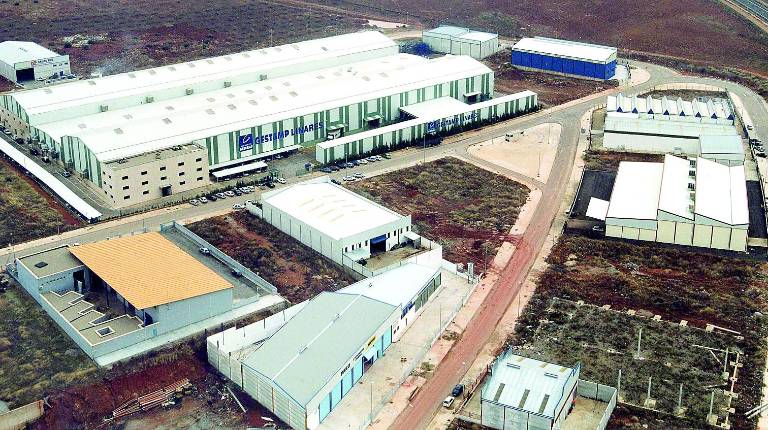INFRAESTRUCTURAS. <i> Instalaciones y fábrica de la empresa Gestamp Linares S.A., beneficiada de la inversión de la Junta de Andalucía.</i>