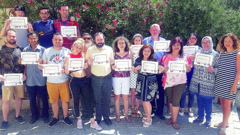 Cáritas ofrece una salida a 21 personas