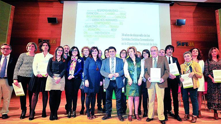Por la labor de los servicios sociales