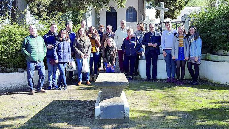 Pequeños y mayores disfrutan la festividad de Santa Bárbara