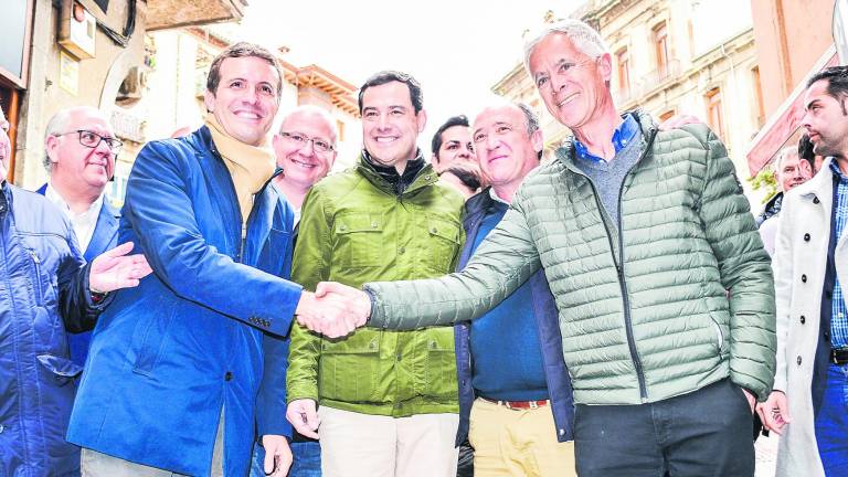 Visita fugaz de Pablo Casado