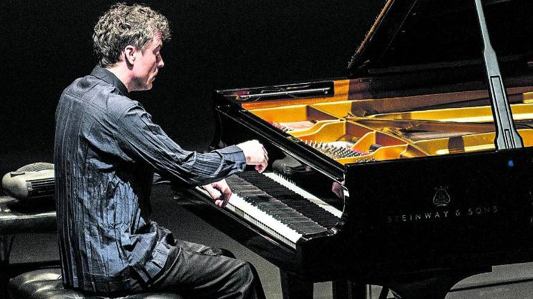 Paul Lewis inaugura la gran “fiesta de las teclas” en Jaén