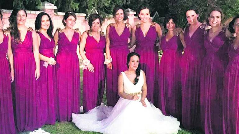 Once damas de honor para un día muy especial